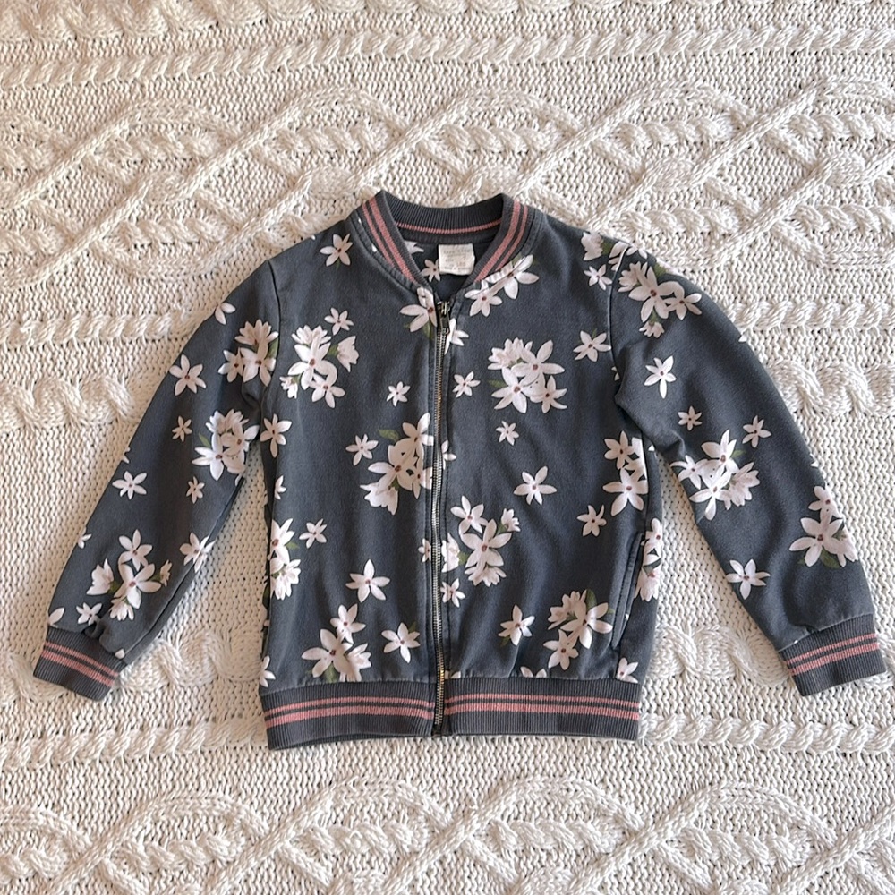 Zara blue floral zip up sweater size 7